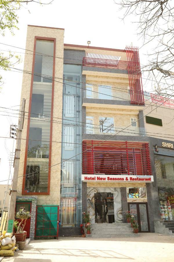 Hotel New Seasons Kālka 外观 照片